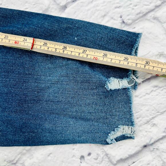 NOT FOR SALE    UNIONBAY Women's Mid Rise Vintage Peg Jeans Size 11 Medium Blue - Picture 9 of 11